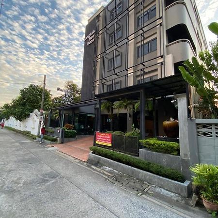 Bangkok Bed Place Екстер'єр фото