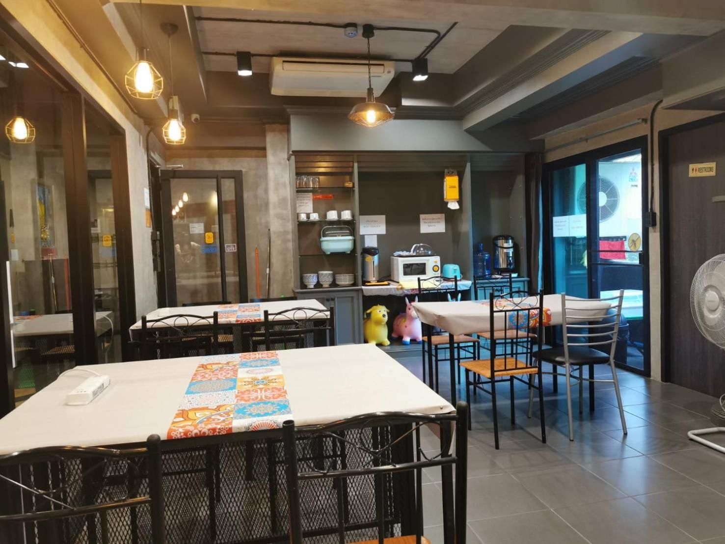Bangkok Bed Place Екстер'єр фото