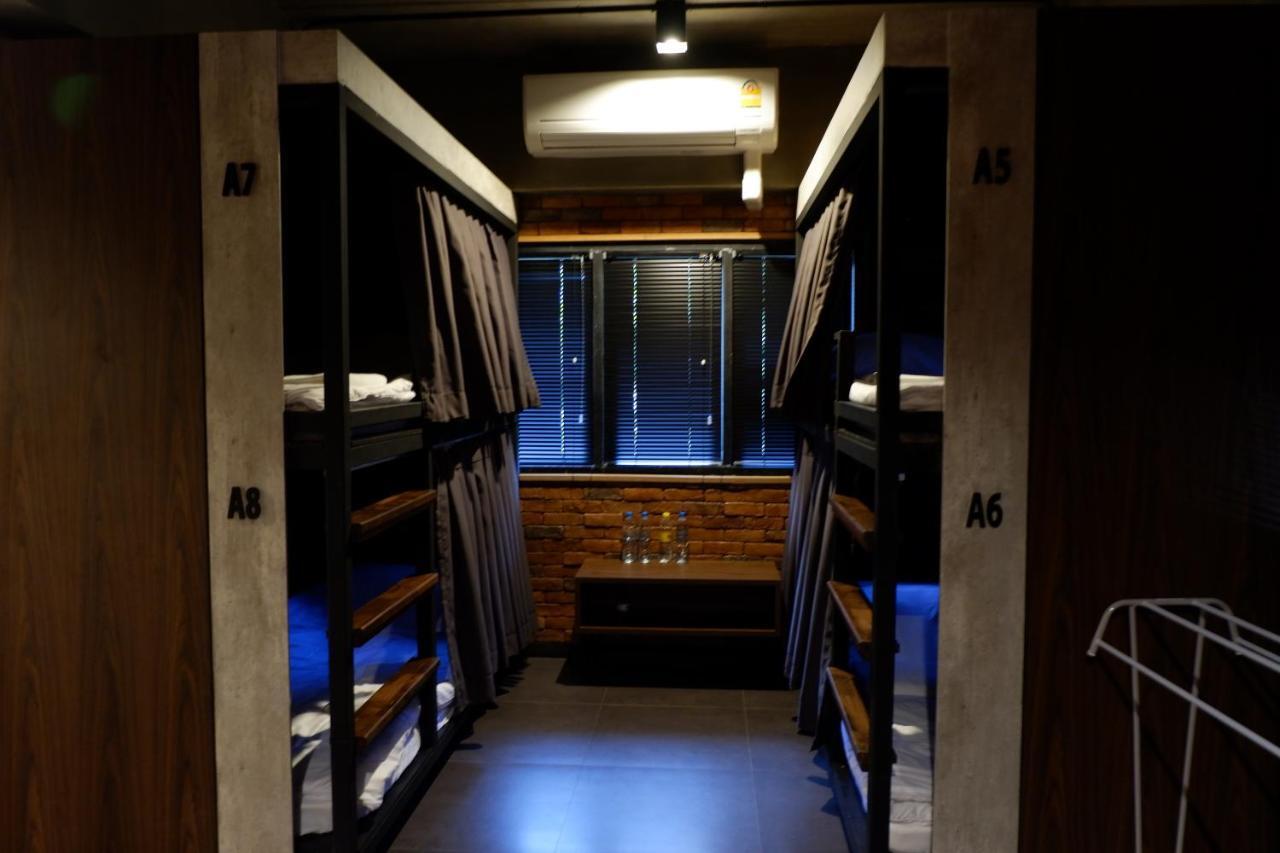 Bangkok Bed Place Екстер'єр фото
